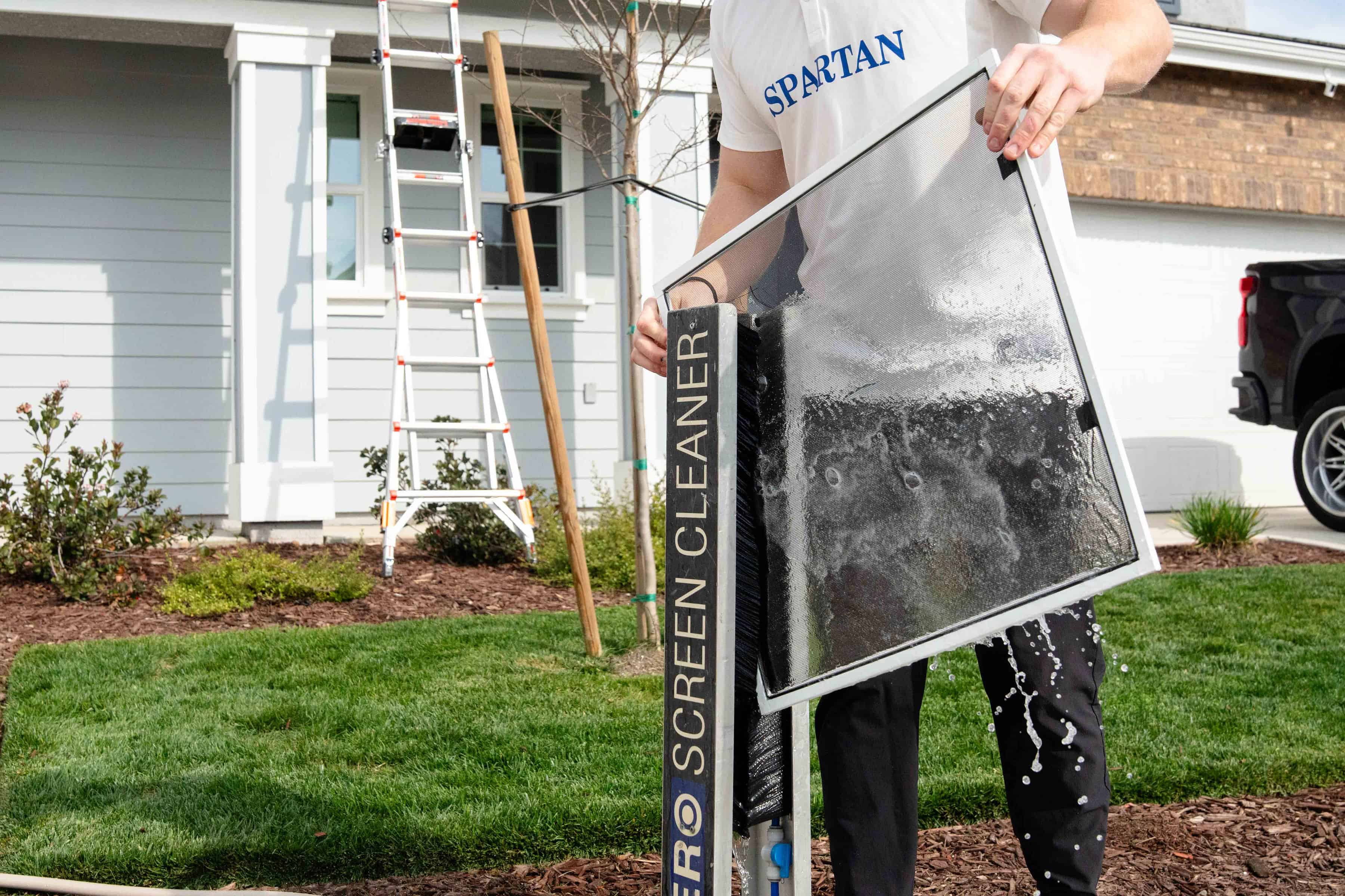 Screen Cleaning Services image